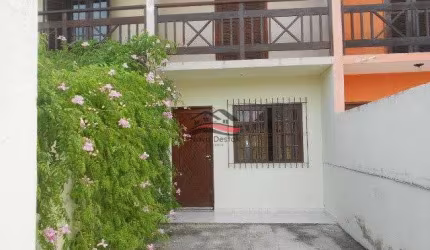 Lindo Sobrado com ótima localização no bairro Martim de Sá