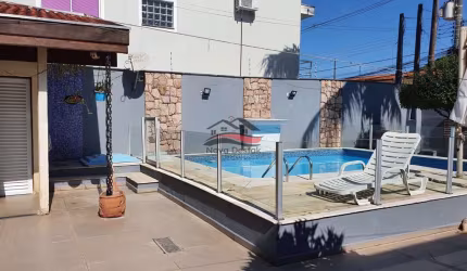 Sobrado a venda na praia Martim de Sá , Caraguatatuba-SP