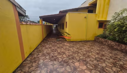 Casa a venda no Bairro Gaivotas, Caraguatatuba