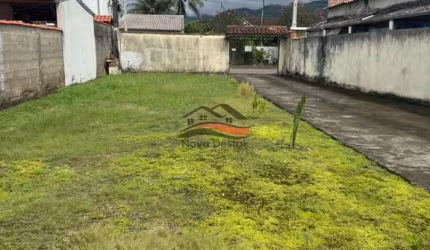 Casa com terreno de 350m² no bairro Gaivotas Caraguatatuba