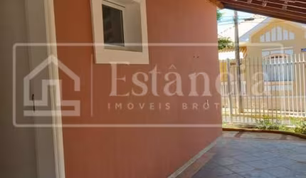 Casa para Venda em Brotas, Centro, 2 dormitórios, 1 suíte, 3 banheiros