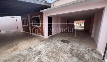 Casa para Venda em Brotas, Taquaral, 2 dormitórios, 1 banheiro, 4 vagas