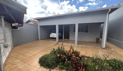 Casa para Venda em Brotas, Bela Vista, 2 dormitórios, 1 suíte, 2 banheiros, 2 vagas