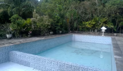 Via Imóveis vende Granja com 2 he casa e piscina e àrea de reserva Ambiental