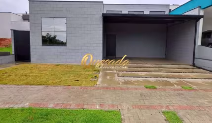 Casa térrea à venda, 3 quartos, 1 suíte, Jacuzzi, quintal, Condomínio Laguna, Indaiatuba.