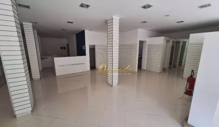 Salão comercial com ar-condicionado e moradia com 3 quartos, Jardim Itamaracá, Indaiatuba.