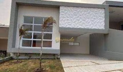 Casa térrea seminova, à venda, 3 suítes, planejados, Condomínio Viena, Indaiatuba.