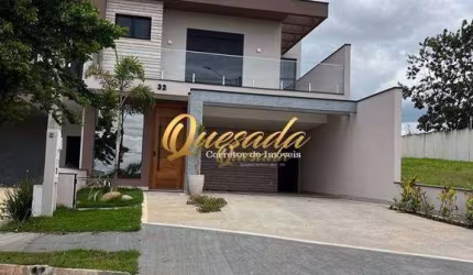 Sobrado novo, à venda, 3 suítes, planejados, piscina, Condomínio Piemonte, Indaiatuba.