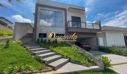 Casa assobradada nova à venda, 3 quartos, piscina, Condomínio Terra Magna, Indaiatuba.