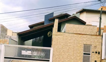 Sobrado à venda, 3 dormitórios, 1 suíte, piscina, planejados, Jardim Regente, Indaiatuba.