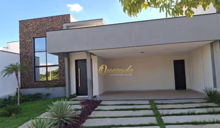 Casa térrea nova, à venda, 3 suítes, piscina, escritório, Condomínio Piemonte, Indaiatuba.