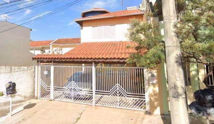 Sobrado à venda, 4 quartos, 2 suítes, quintal, Jardim Valença, Indaiatuba.