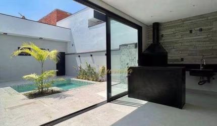 Casa térrea nova, à venda, 3 suítes, piscina, planejados, Condomínio Laguna, Indaiatuba.