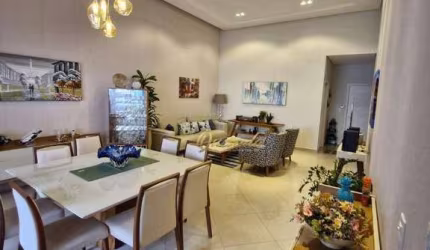 Casa térrea nova, á venda, 3 suítes, piscina, planejados, Jardim Esplanada, Indaiatuba.