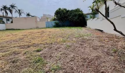Terreno residencial à venda, 525,70 m², plano, Condomínio Jardim Paradiso, Indaiatuba.