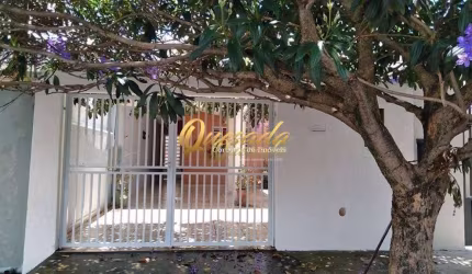 Casa térrea, á venda, 2 dormitórios, no Jardim Santa Rita, Indaiatuba.