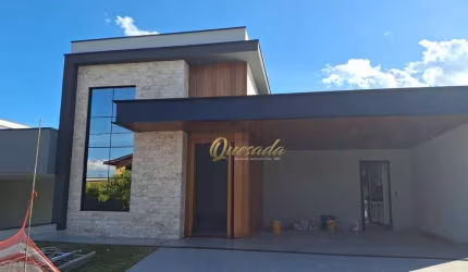 Casa térrea nova à venda, 3 suítes, piscina, planejados, Condomínio Piemonte, Indaiatuba.