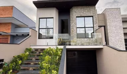 Casa assobradada nova, à venda, 2 suítes, piscina, Condomínio Vila Rica, Indaiatuba.