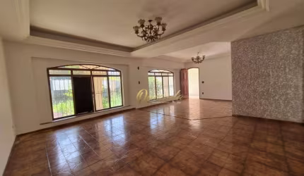 Casa à venda, 4 dormitórios, 2 suítes, edícula, Vila Suíça, Indaiatuba.