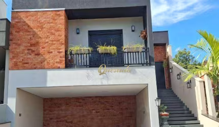 Casa assobradada, à venda, 2 suítes, planejados, Condomínio Gran Reserve, Indaiatuba.