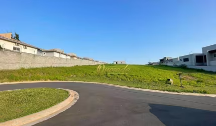Terreno residencial à venda, 677,71 m², Condomínio Villa dos Pinheiros, Indaiatuba.
