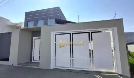 Casa térrea à venda, 3 dormitórios, 1 suíte, piscina, planejados, Jardim Esplanada II, Indaiatuba.