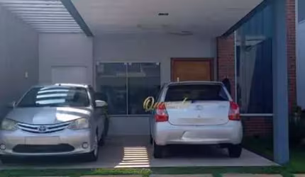 Sobrado semi novo, à venda, 3 dormitórios, 1 suíte, sacada, Condomínio Park Real, Indaiatuba.
