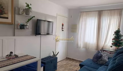 Apartamento térreo, à venda, 2 dormitórios, Condomínio Vitória Régia, Indaiatuba.
