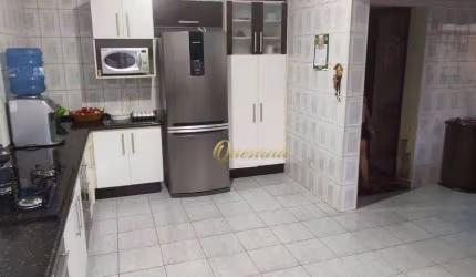 Sobrado à venda, 4 dormitórios, 1 suíte, planejados, Jardim Morada do Sol, Indaiatuba.