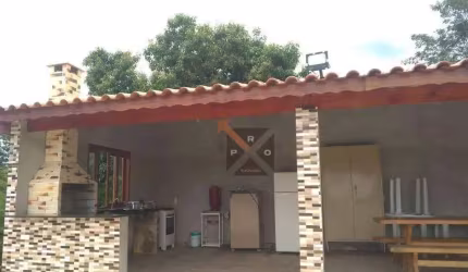 Piscina, espaço Gourmet, 4 dormitórios sendo 1 suíte, 4 wcs, 1 vgs -264,00 m² construída, 2.100m² terreno-permuta imóvel de menor valor em SP