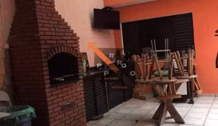 Amplo Sobrado na Mooca 5 Dorms sendo 2 suítes 6 Vagas - Churrasqueira - Quintal
