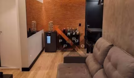 Lindo Apartamento Mobiliado no Cambuci - 02 Dormitórios sendo uma Suíte - Lazer de Clube