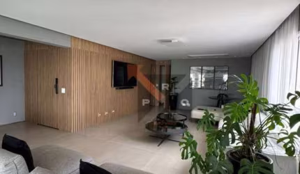 Exuberante Apartamento no Tatuapé - Varanda Gourmet - 03 suítes - 04 vagas