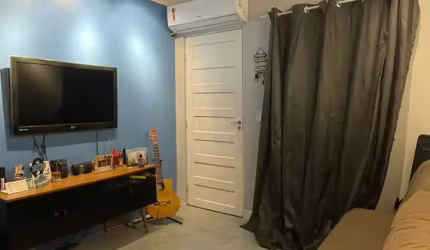 Casa 2/4 Com Suíte Reformado