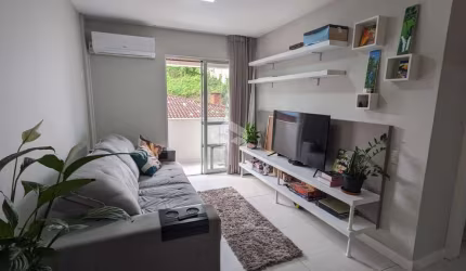 Apartamento com dois dormitórios no Pantanal