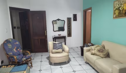 Lindo apartamento de 1 dormitório, no primeiro andar, 2 sacadas, pronto para morar!