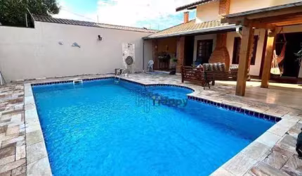Casa com 4 dormitórios à venda, 331 m² por R$ 1.650.000,00 - Jardim de Itapoan - Paulínia/SP