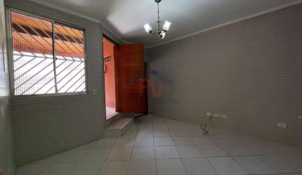 Casa 2 dormitórios para Locação em Atibaia, Jardim Alvinópolis, 2 dormitórios, 3 banheiros, 2 vagas