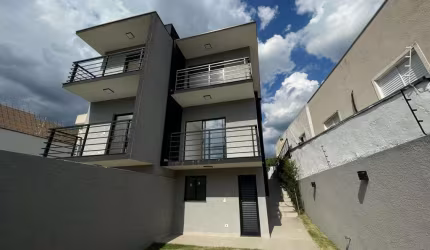 Casa 3 dormitórios para Locação em Atibaia, Jardim do Lago, 3 dormitórios, 3 suítes, 4 banheiros, 2 vagas