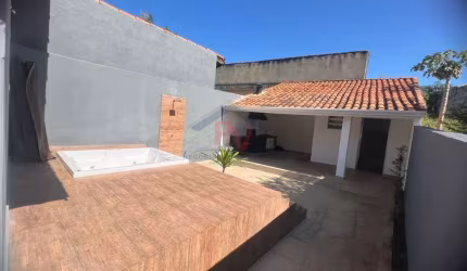 Casa 3 dormitórios para Locação em Atibaia, Atibaia Jardim, 3 dormitórios, 1 suíte, 2 banheiros, 2 vagas