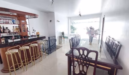 Duplex no Centro a Venda