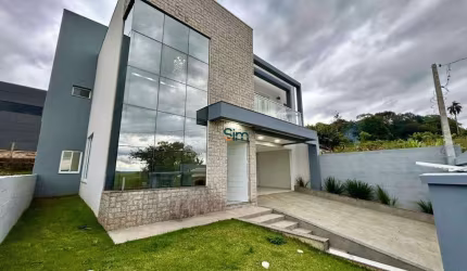 Casa Nova de Alto Padrão para Venda no Walville em Chapecó/SC.