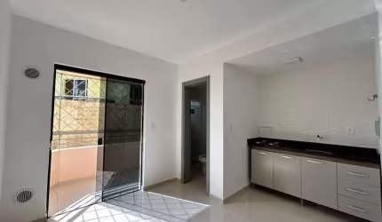 Apartamento para Locação de Fundos