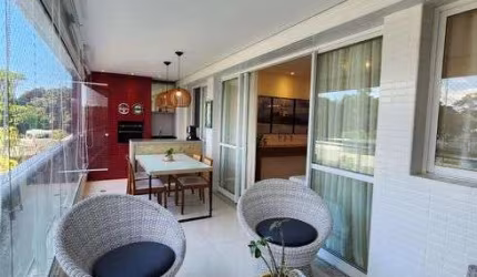 Apartamento em Patamares com 3|4, 02G e 134M²