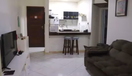 Apartamento em Armação com 2|4, 01G e 75M²