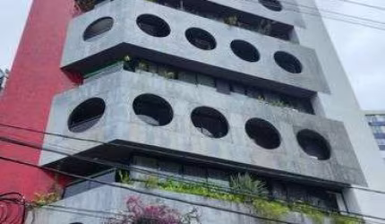 Apartamento na Centenário com 4|4, 02G e 156M²