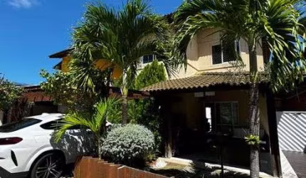 Casa de condomínio sobrado para venda tem 160 metros quadrados com 4 quartos