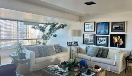 Apartamento no Horto Florestal com 4|4, 04G e 212M²