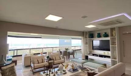 Apartamento em Patamares com 4|4, 06G e 225M²