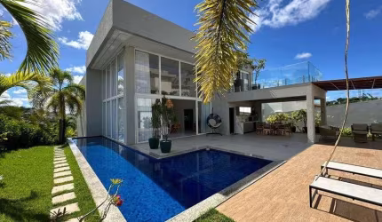 Casa em Alphaville Litoral Norte I com 4|4, 04G e 549M²